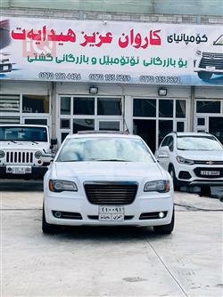 کرایسلەر 300